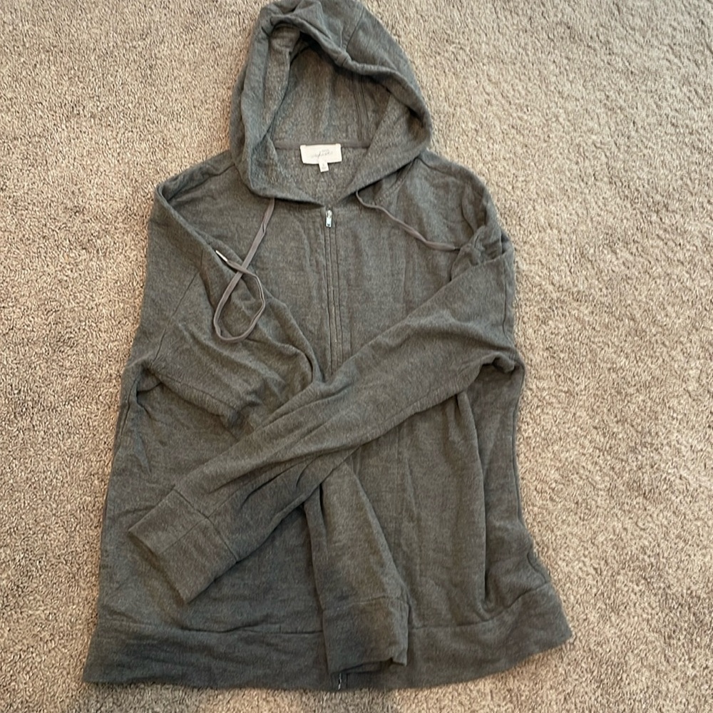 Soma Zippered Hoodie